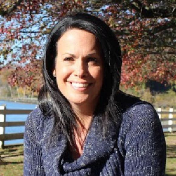 Meet your Posher, Tracy - Picture 1 of 1