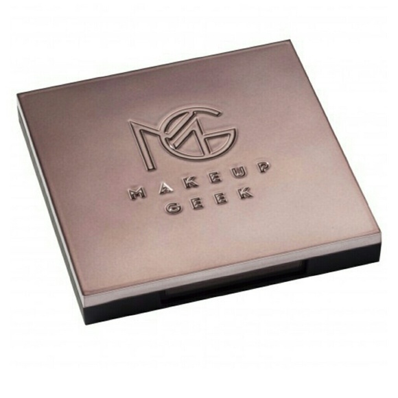 SOLD Makeup geek vault travel palette - Picture 4 of 4