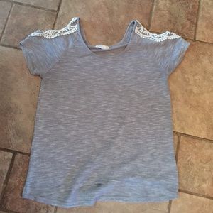 Aeropostale lace shoulder shirt