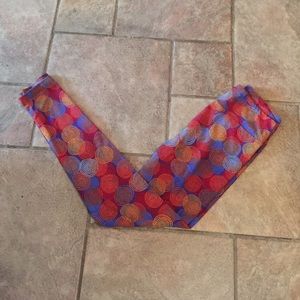 Lularoe leggings One Size (fits 0-12)