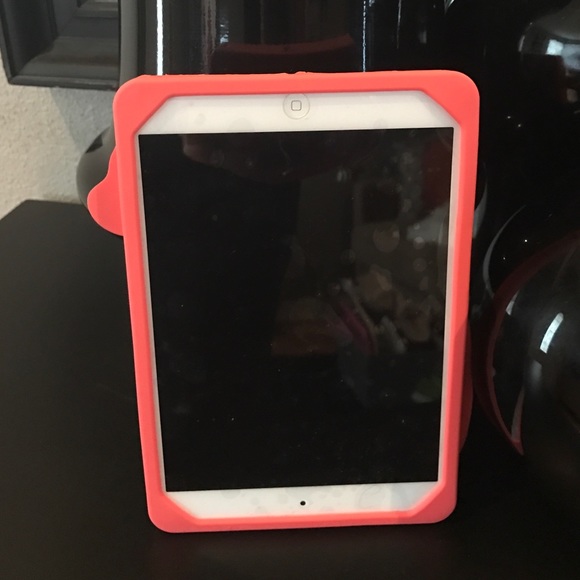 IPad set - Picture 2 of 3