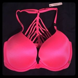 🆕 With Tags Victorias Secret Strappy Back Bra