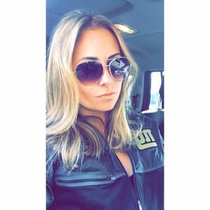 Meet your Posher, Steph