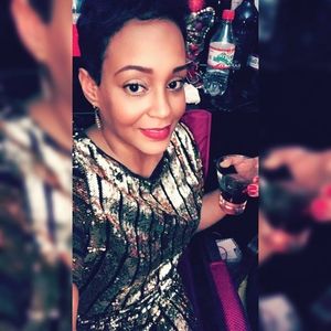 Meet your Posher, Yesenia