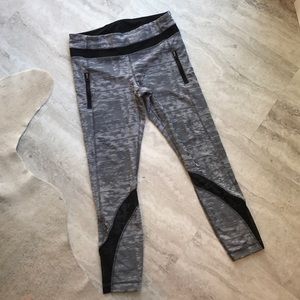 Lululemon cropped pants workout 10
