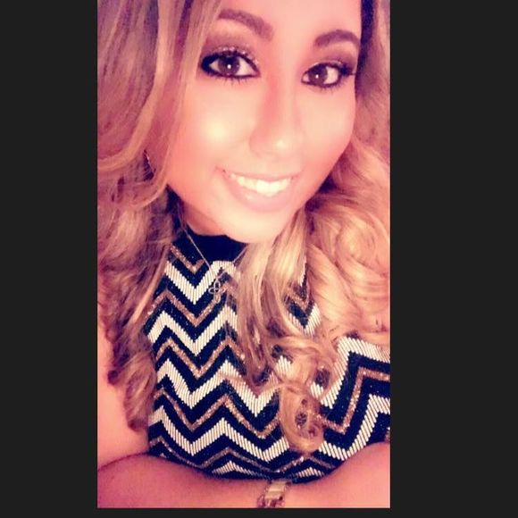 Meet your Posher, Candice