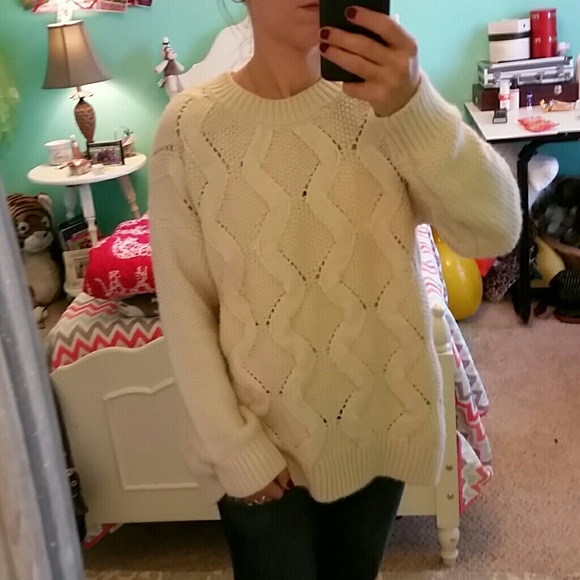 H&M Sweaters - H&M Warm Knit Sweater