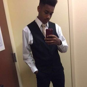 Meet your Posher, Cecil