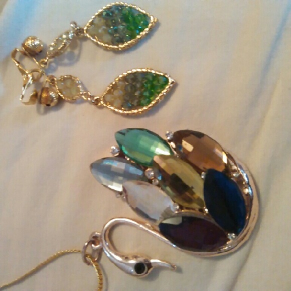 Neclace and druzy earring set - Picture 2 of 2