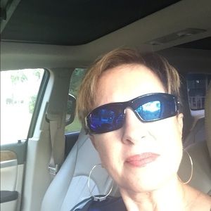 Meet your Posher, Donna