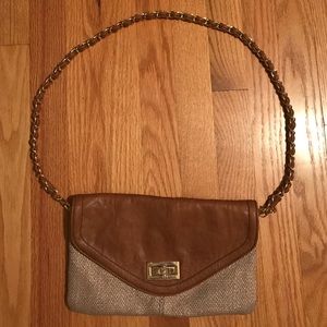 Aldo Clutch
