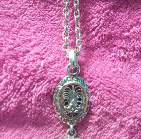 ,❌❌❌SOLD❌❌❌Necklace - Picture 3 of 3