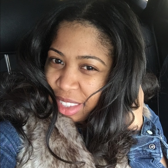 Meet your Posher, Raeshana - Picture 1 of 1