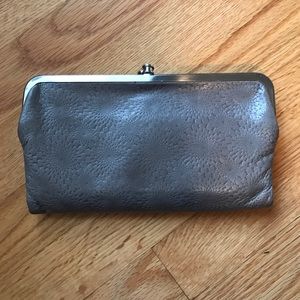 Hobo Clutch