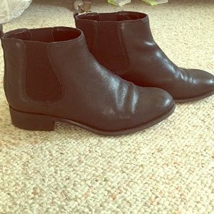 NINE WEST BOOTIES