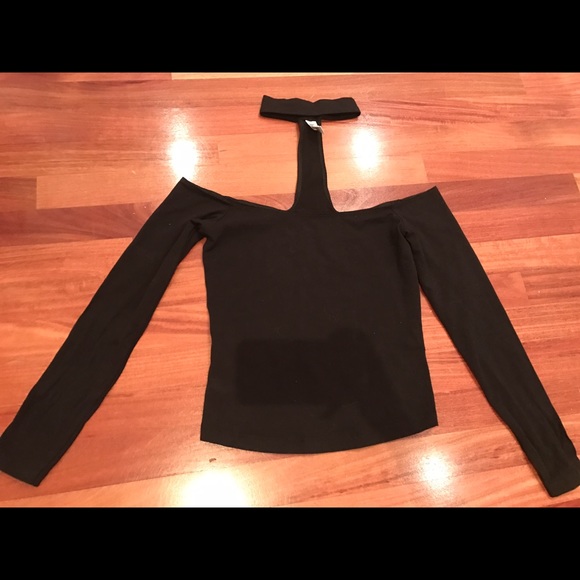 American apparel of the shoulder choker top