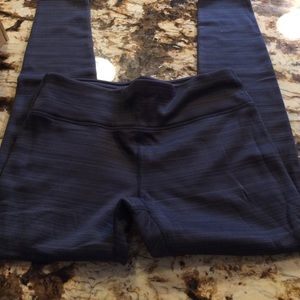 Athletic leggings