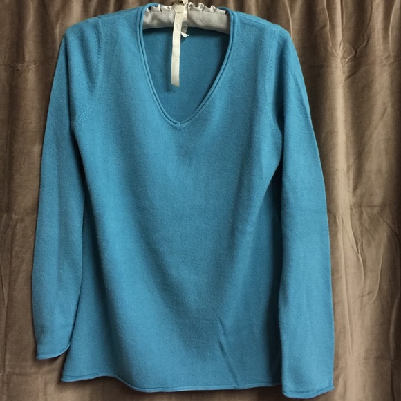 Turquoise sweater