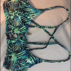 Victoria Secret swim top (never worn)