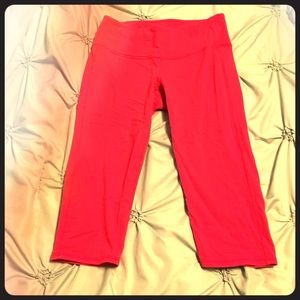 Athleta Crop size Small