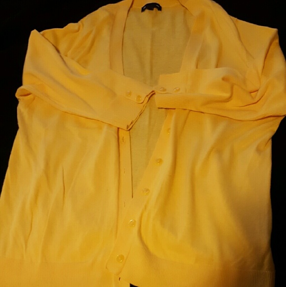 GAP sweater - Picture 2 of 4