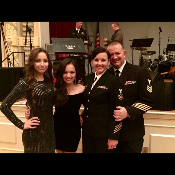 Meet your Posher, Erin - Picture 3 of 3