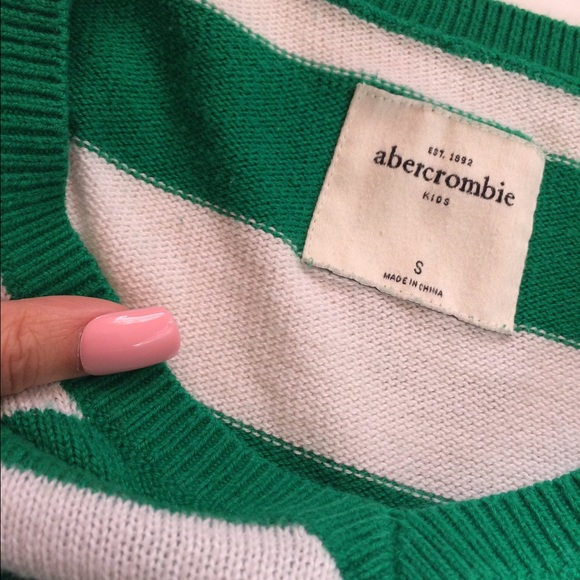 CLOSET CLOSING Abercrombie Sweater - Picture 4 of 4