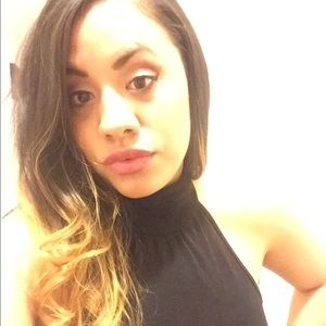 Meet your Posher, Alina
