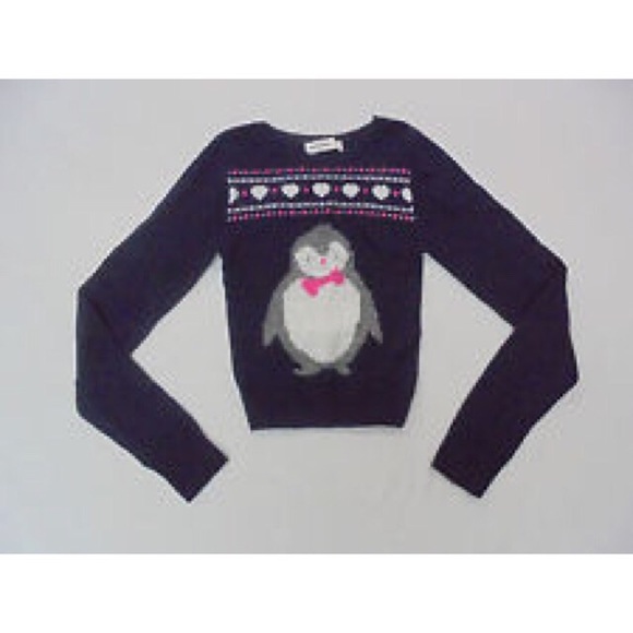 CLOSET CLOSING Abercrombie Sweater - Picture 1 of 4