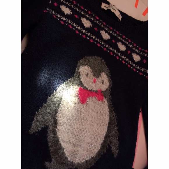 CLOSET CLOSING Abercrombie Sweater - Picture 3 of 4