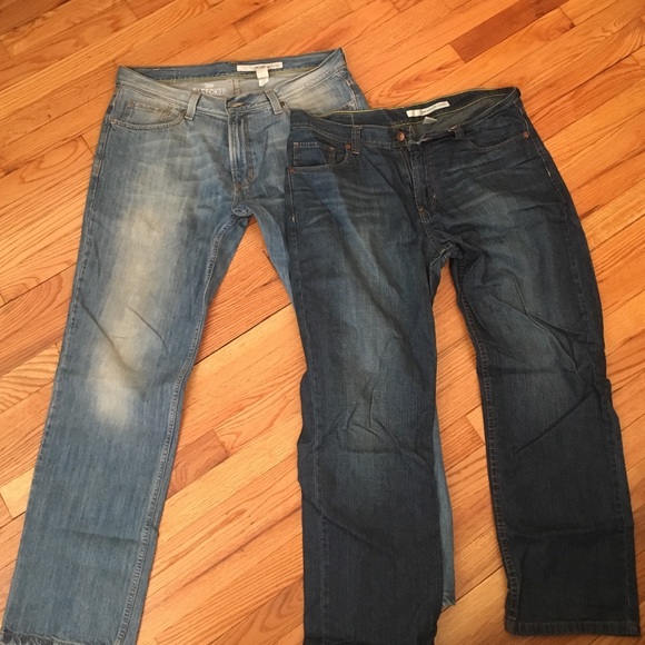 2 pairs DKNY Men's jeans - Picture 2 of 4