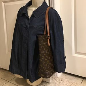 Louis Vuitton Vavin GM tote firm price