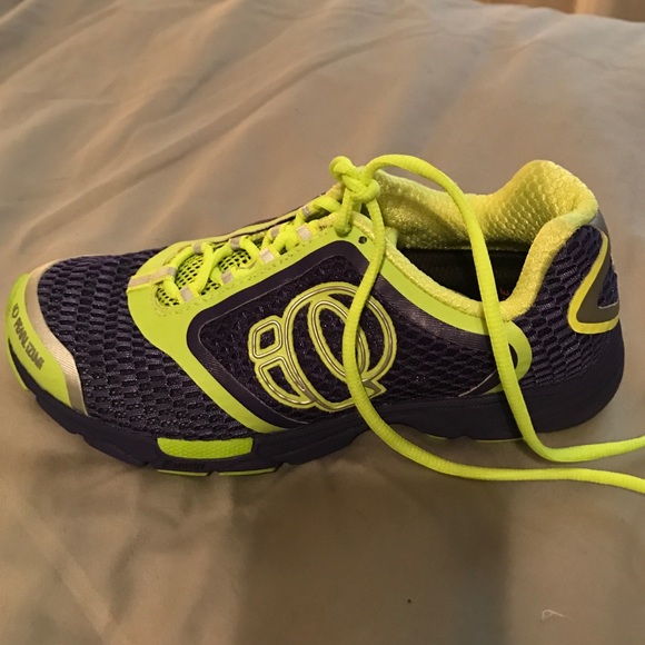 Pearl Izumi running shoes