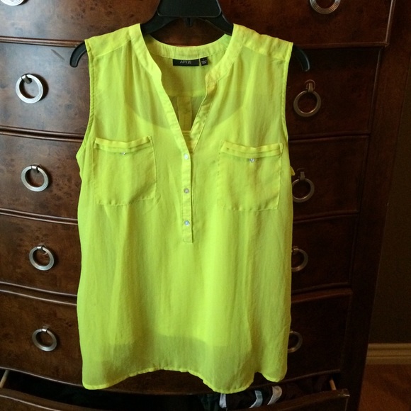 Apt 9 Sleeveless Blouse