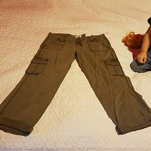 Olive/ khaki Aeropostale Cargo pants  13/14