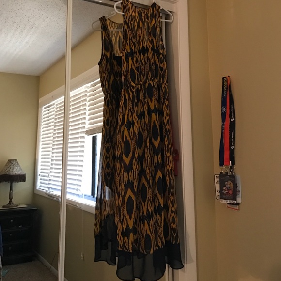 Small Princess Vera Wang high-low dress - Picture 2 of 4