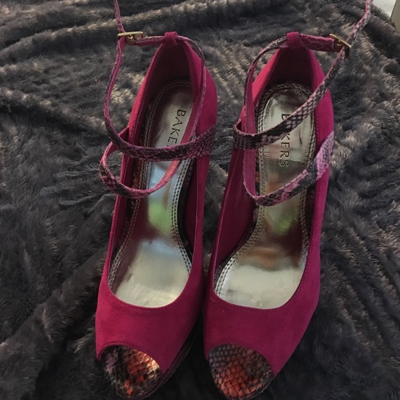 Snake skin high heels