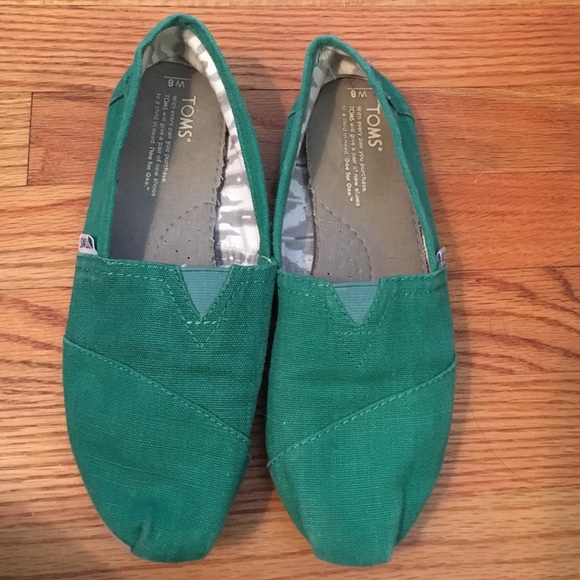 Green Toms