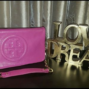 Tory burch clutch