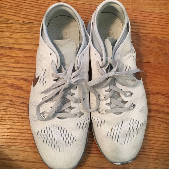 White Nike shoes