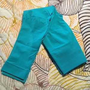 Lululemon Zone In Crops