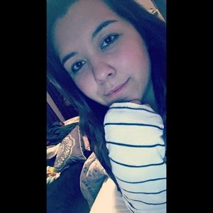 Meet your Posher, Adriana