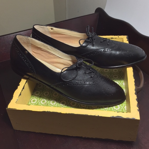 SALE VTG Womens Black Leather Oxfords Dress Shoes