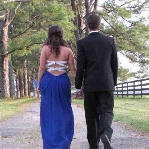 Formal prom dress - Picture 2 of 4