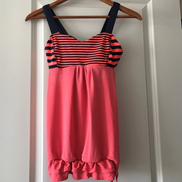 Lululemon top