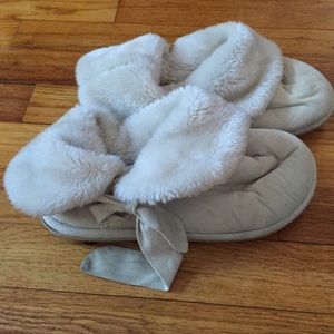 Steve Madden slippers Steve Madden slippers