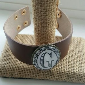 Plunder Design Vintage Jewelry RETIRED Bev in "G"