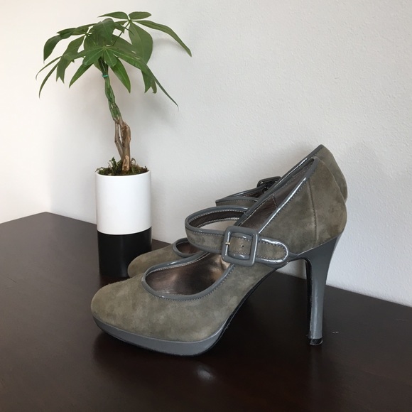 Grey suede Kelly & Katie heels size 8