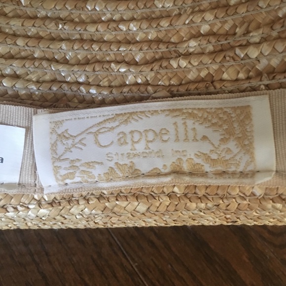 Straw beach hat NEVER WORN - Picture 3 of 3