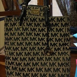 MK purse